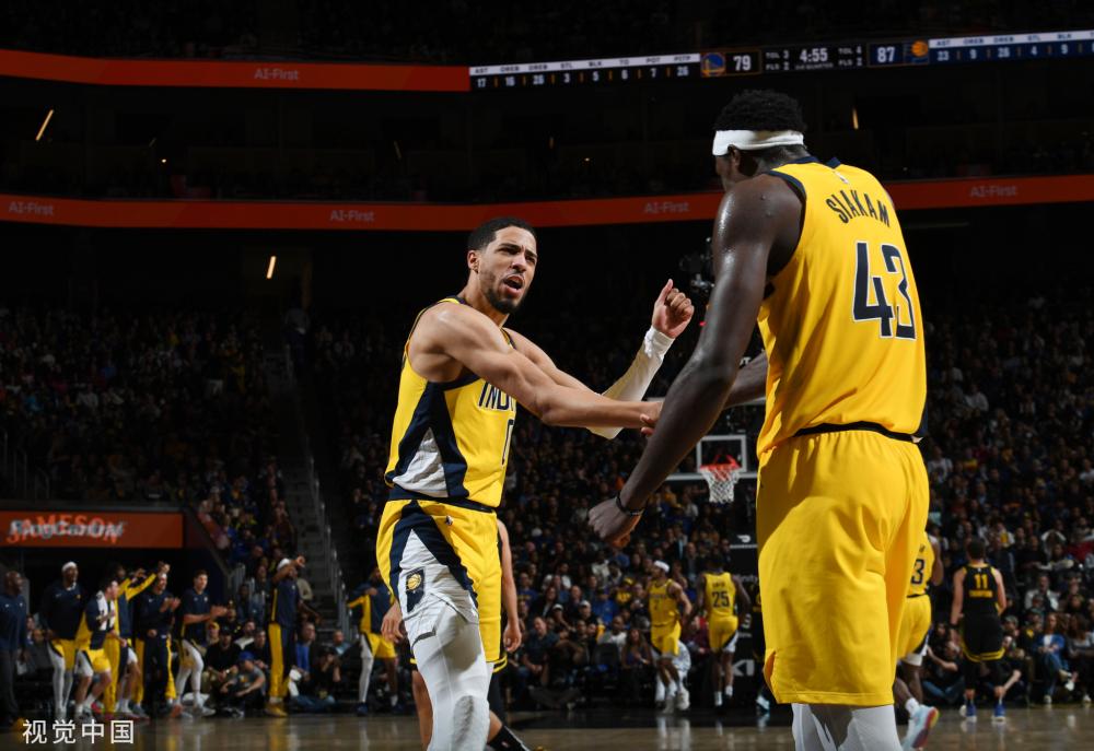 样在全场飞 样在全场飞