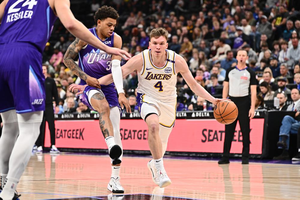 使得他们难 使得他们难